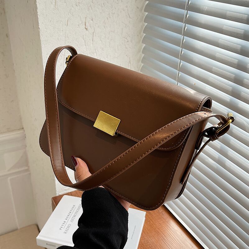 スタンダードオータムウィンターシングル レトロ 秋物 冬物 スクウェア メッセンジャーバッグ Tiancai_Wing_Bag15040524676