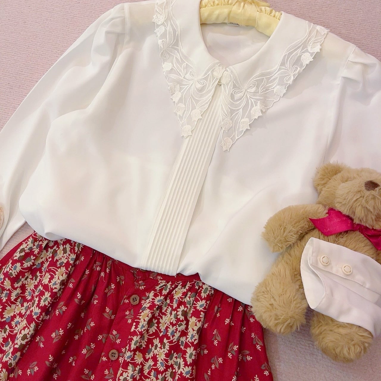 tulip lace collar white blouse