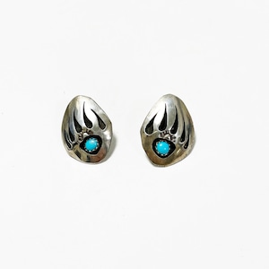 Vintage Southwestern Bear Paw  Pirced Earrings