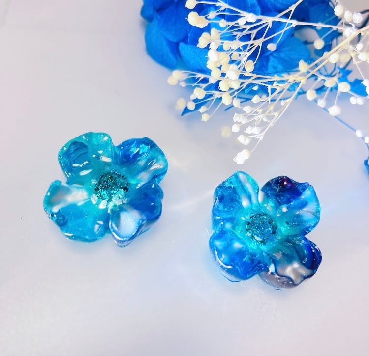 新年新作】♡愛され猫の雲レジンヘアゴム♡【金属アレルギー対応