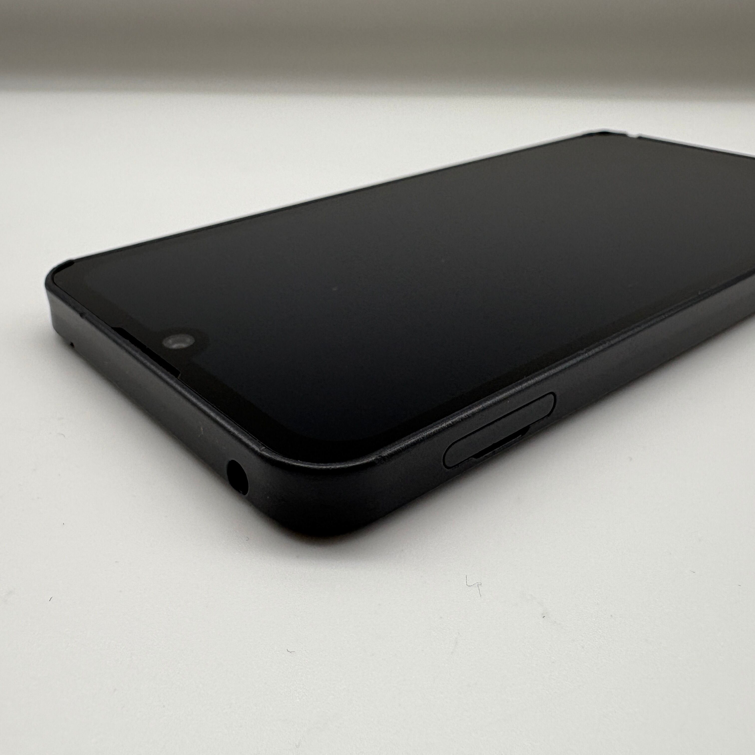 AQUOS wish 2 64GB SIM ロック解除済み カテゴリー