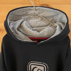 【QUIKSILVER】刺繍ロゴ スウェット パーカー フーディー L ビッグサイズ スノボー ボード クイックシルバー US古着