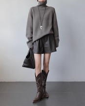 leather like wide short Pants N1004