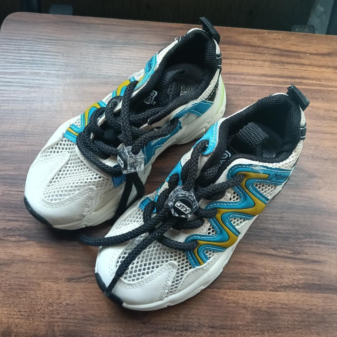 adidas sculpture design スニーカー アディダス | PAY ID