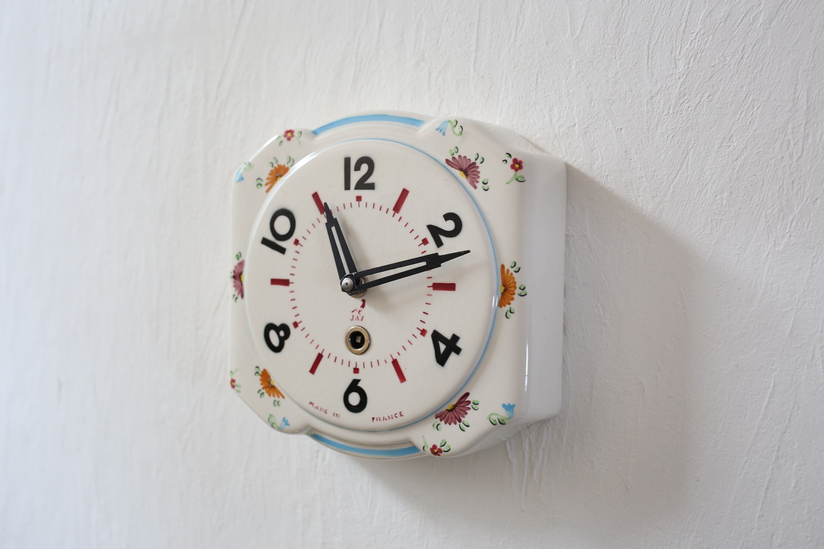 フランス　JAZ 陶器の掛時計　アンティーク品 フランス JAZ 陶器の掛時計 アンティーク品 フランス JAZ 陶器の