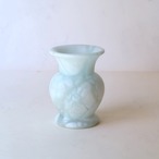 ブルーホワイトな石の花瓶