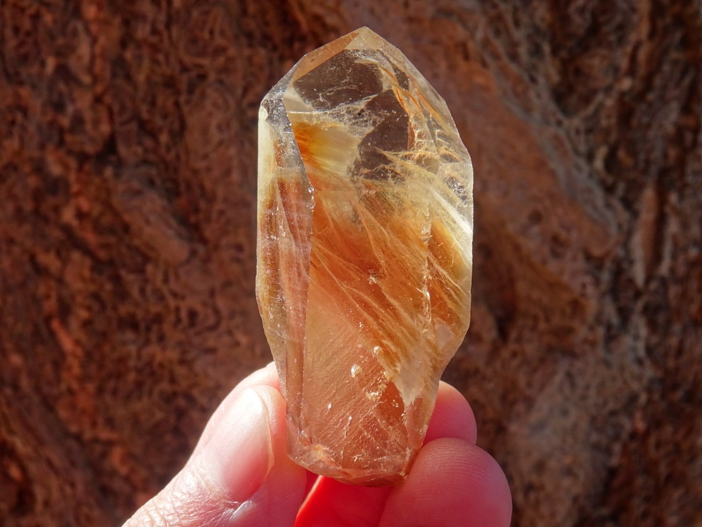 アンフィボールインクォーツ(エンジェルファントム)