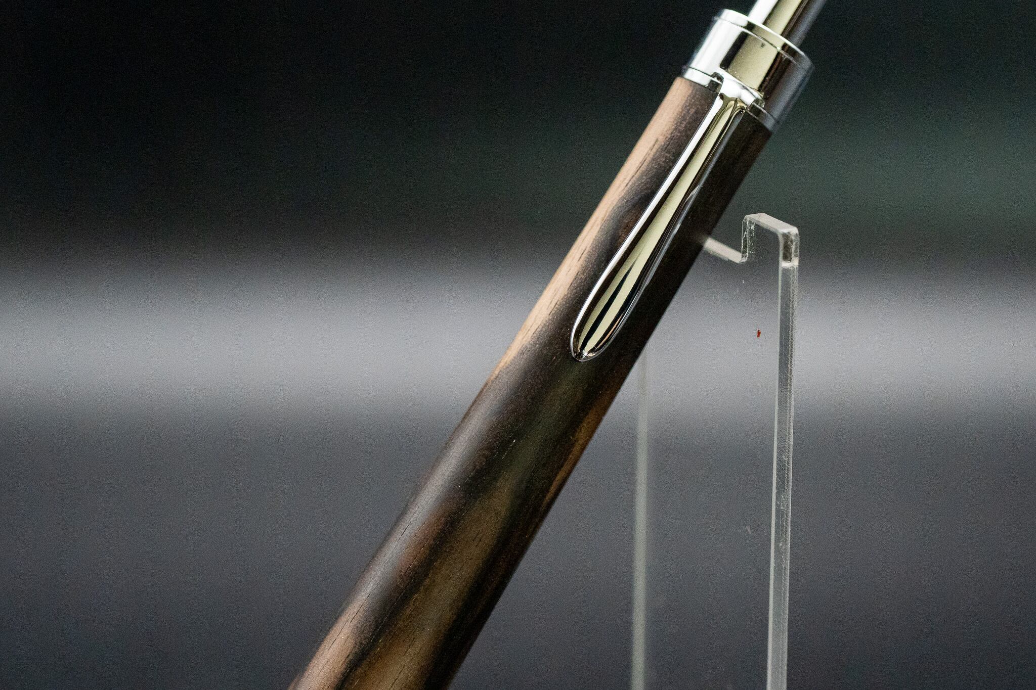 【魅惑の黒い紋様】 黒柿 孔雀杢 特上 silver MP