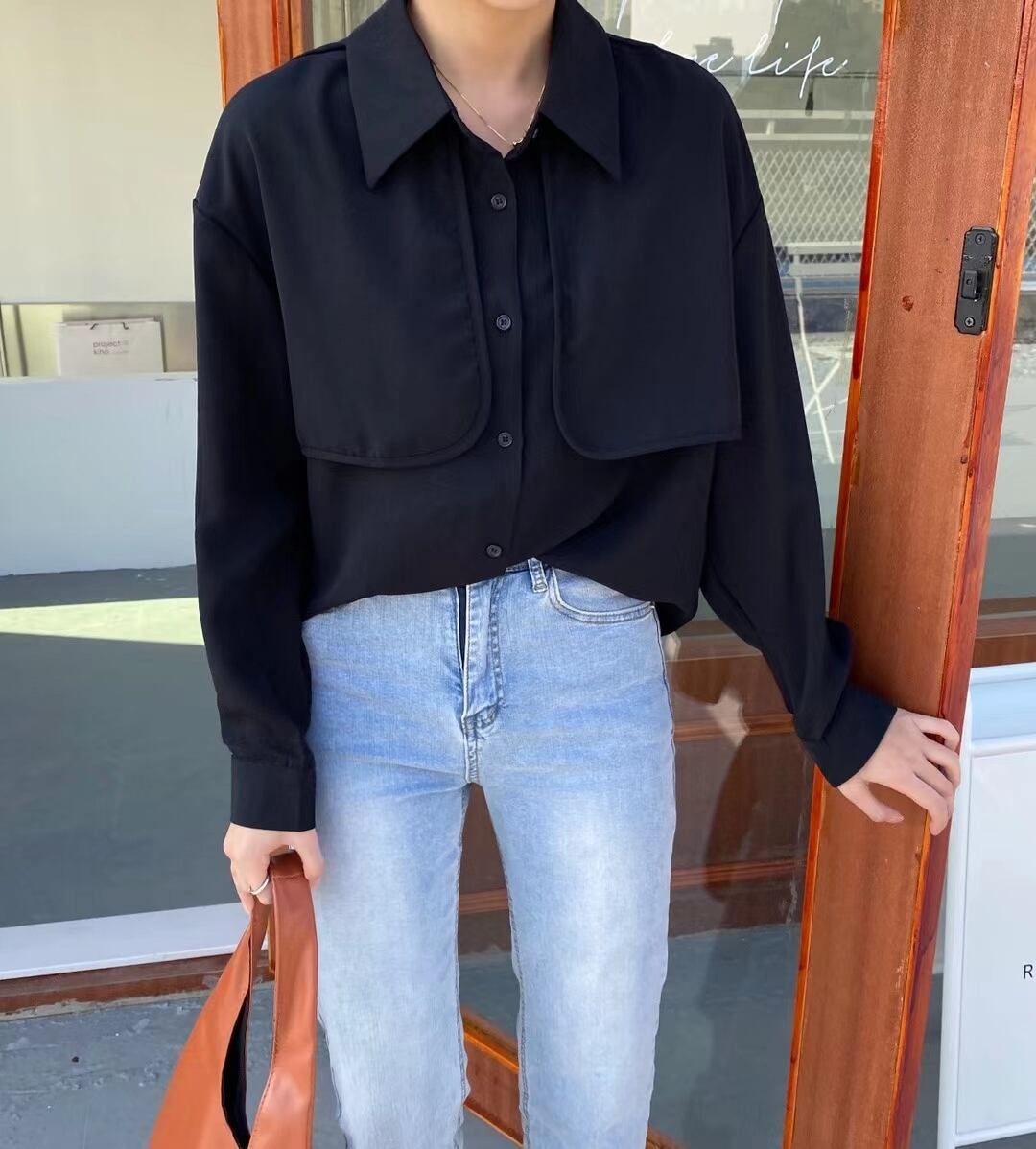 ダブルガンパッチ風　ブラウス　AJ2205-608