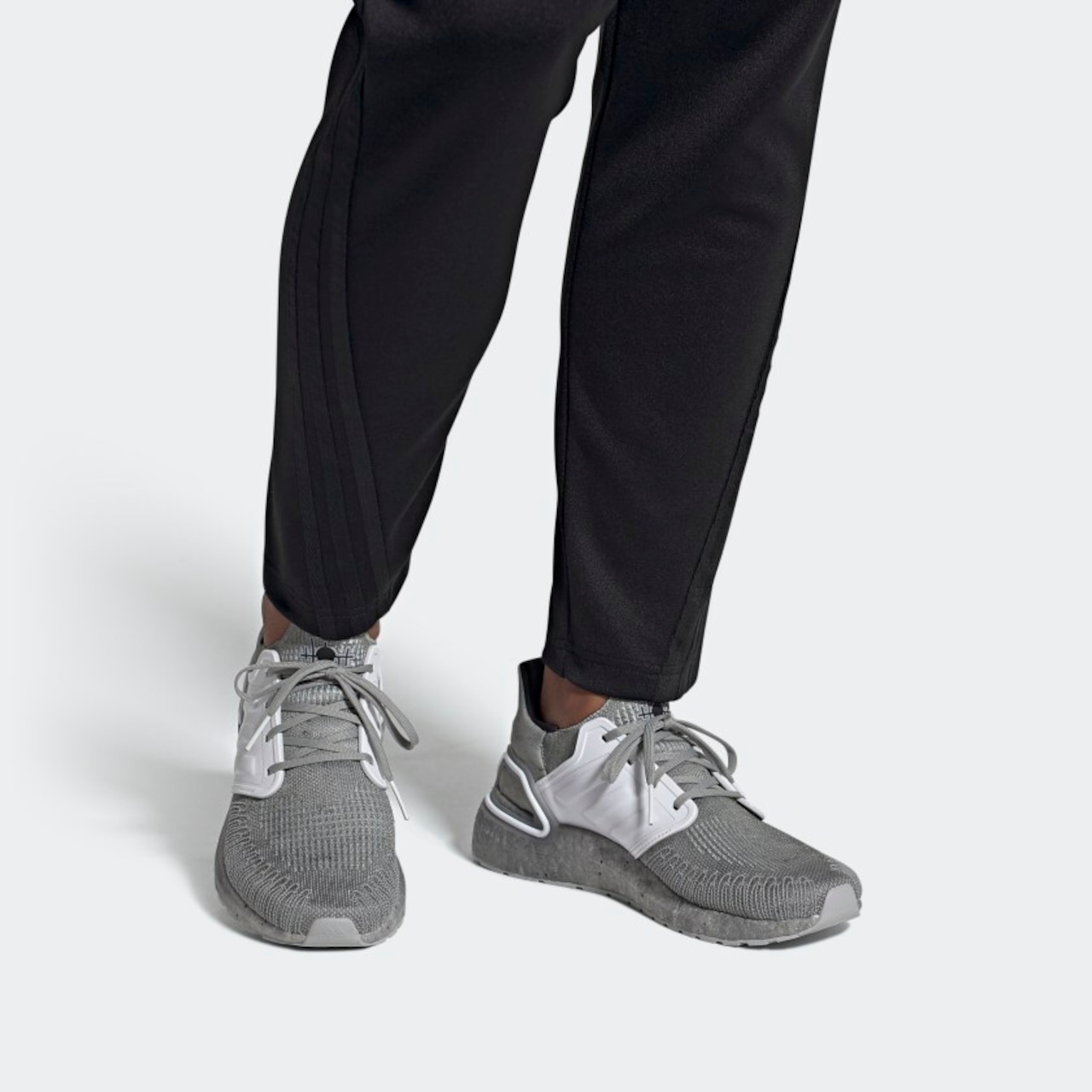 adidas James Bond 007 x Ultraboost 20 ジェームズボンド