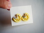 女子高生レモンピアス