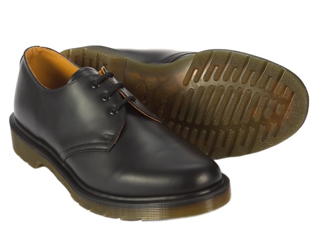 プレーンウェルト(イエローステッチなし)の定番3ホールシューズ Dr.Martens ドクターマーチン 1461 3EYE SHOE 10078001  BLACK 3ホール シューズ プレーンウェルト メンズ レディース