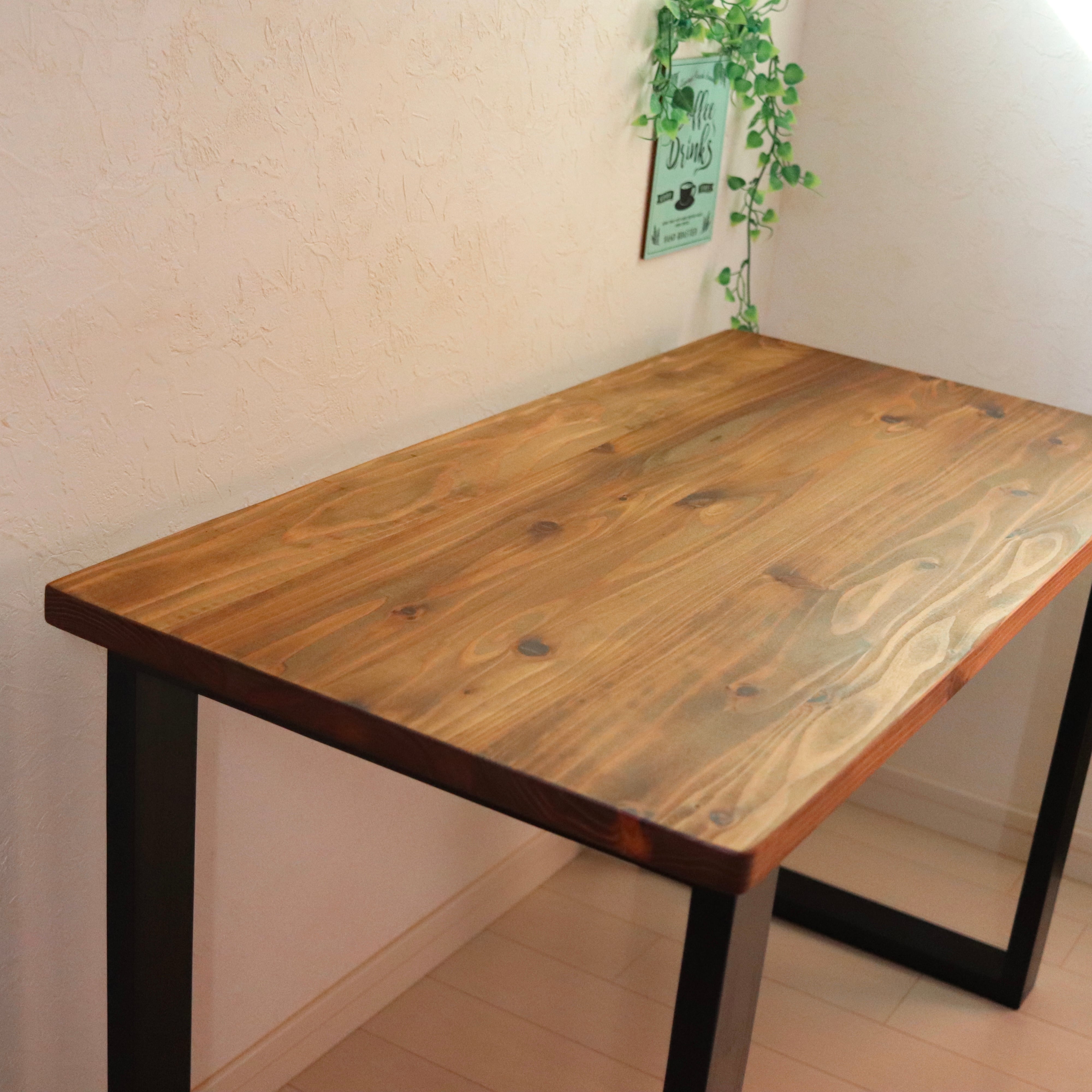 天然木 無垢ローテーブル コーヒーテーブル リビングテーブル 勉強机 棚付き 天然木 無垢ローテーブル コーヒーテーブル リビングテーブル 勉強机
