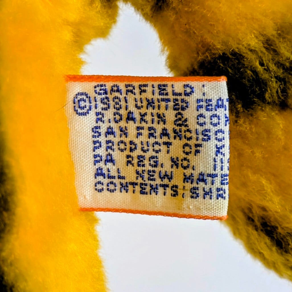 VINTAGE 1980年代初期 ☆【 Garfield ( ガーフィールド ) 】『 ガーフィールド / おすわり左向きM 』ぬいぐるみ プラッシュ plush 1980年代年製 〚アメリカン雑貨 アメトイ〛