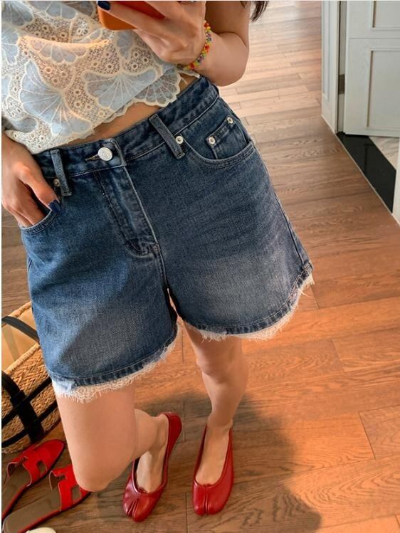Lace Hem Vintage Wash Denim Shorts*S-572