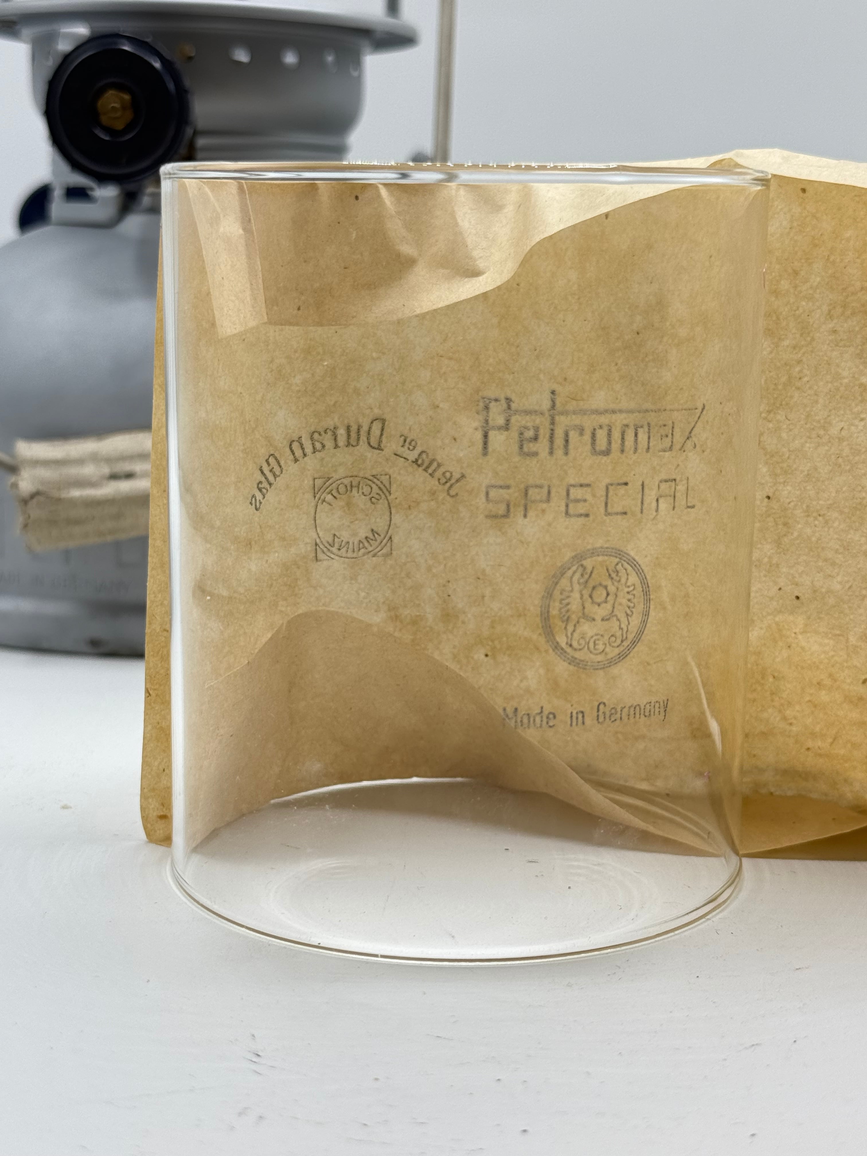 NEW OLD STOCK‼️PETROMAX 250 スイス軍用 | ヴィンテージランタン＆軍