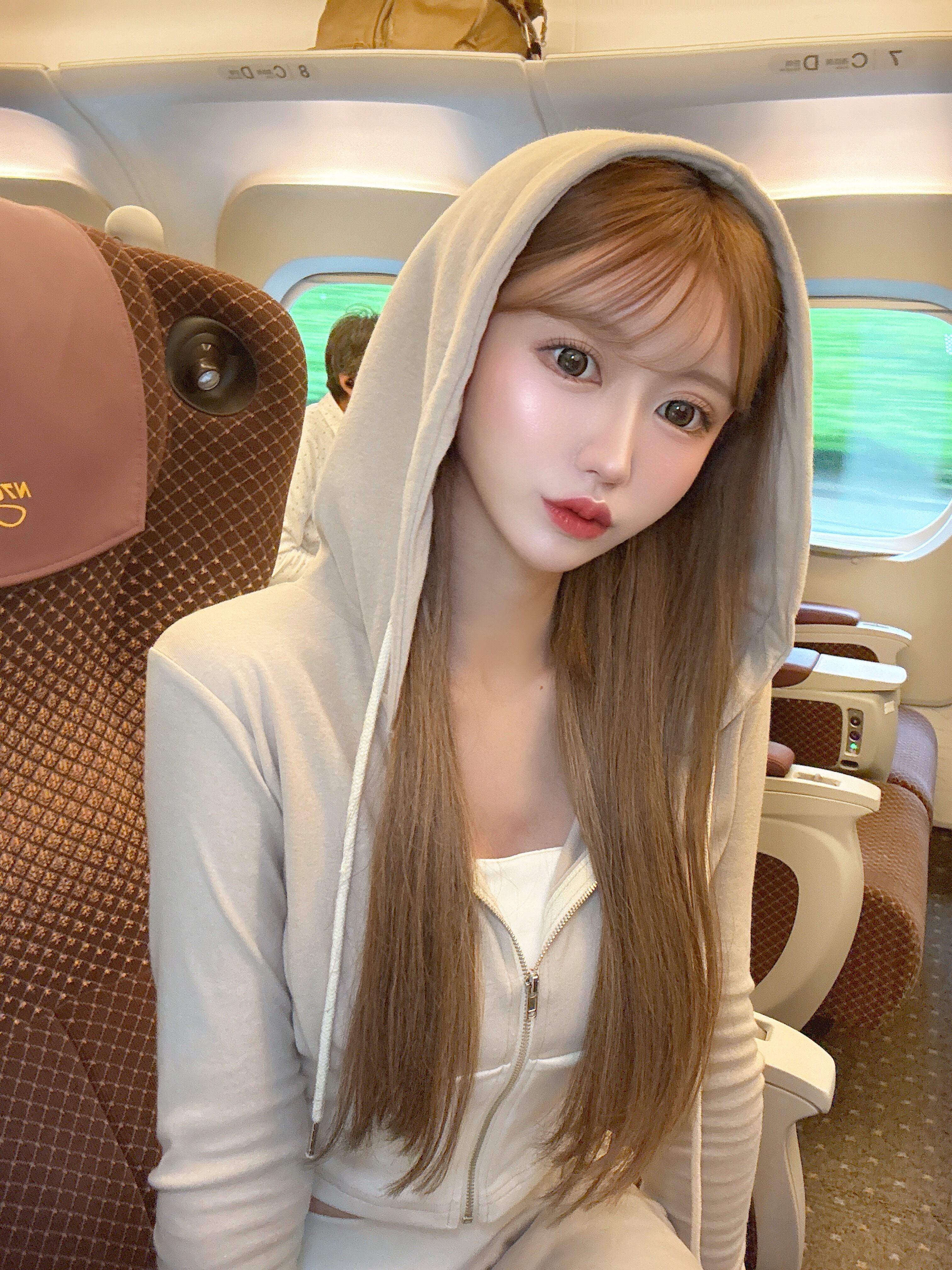 SUKALA ベージュ スウェットセットアップ　美品 ユニセックススウェットセットアップ DPB73198 – CRAMMY