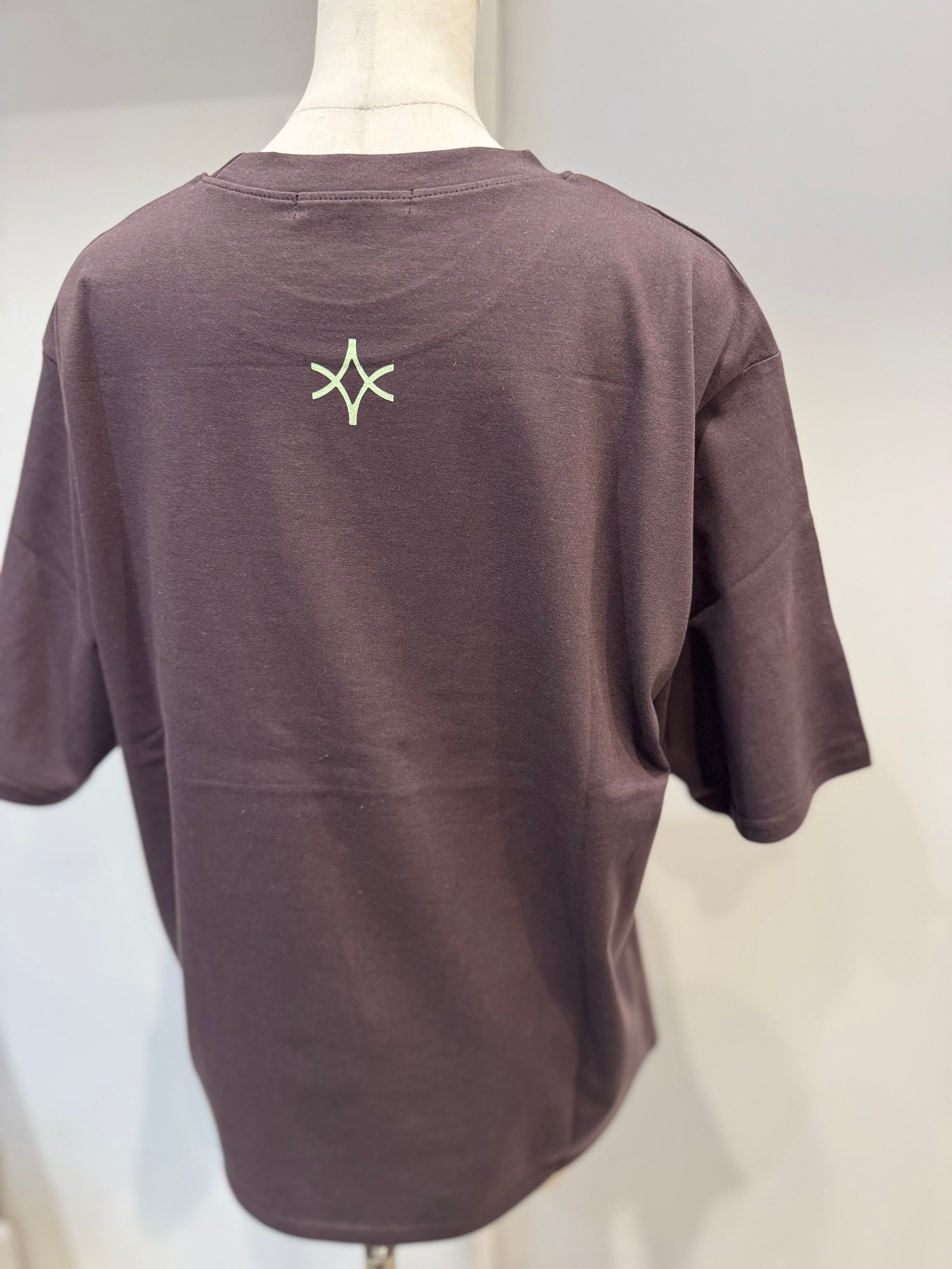 【CHIGNON】"VIGOR"プリントTee 8461-102