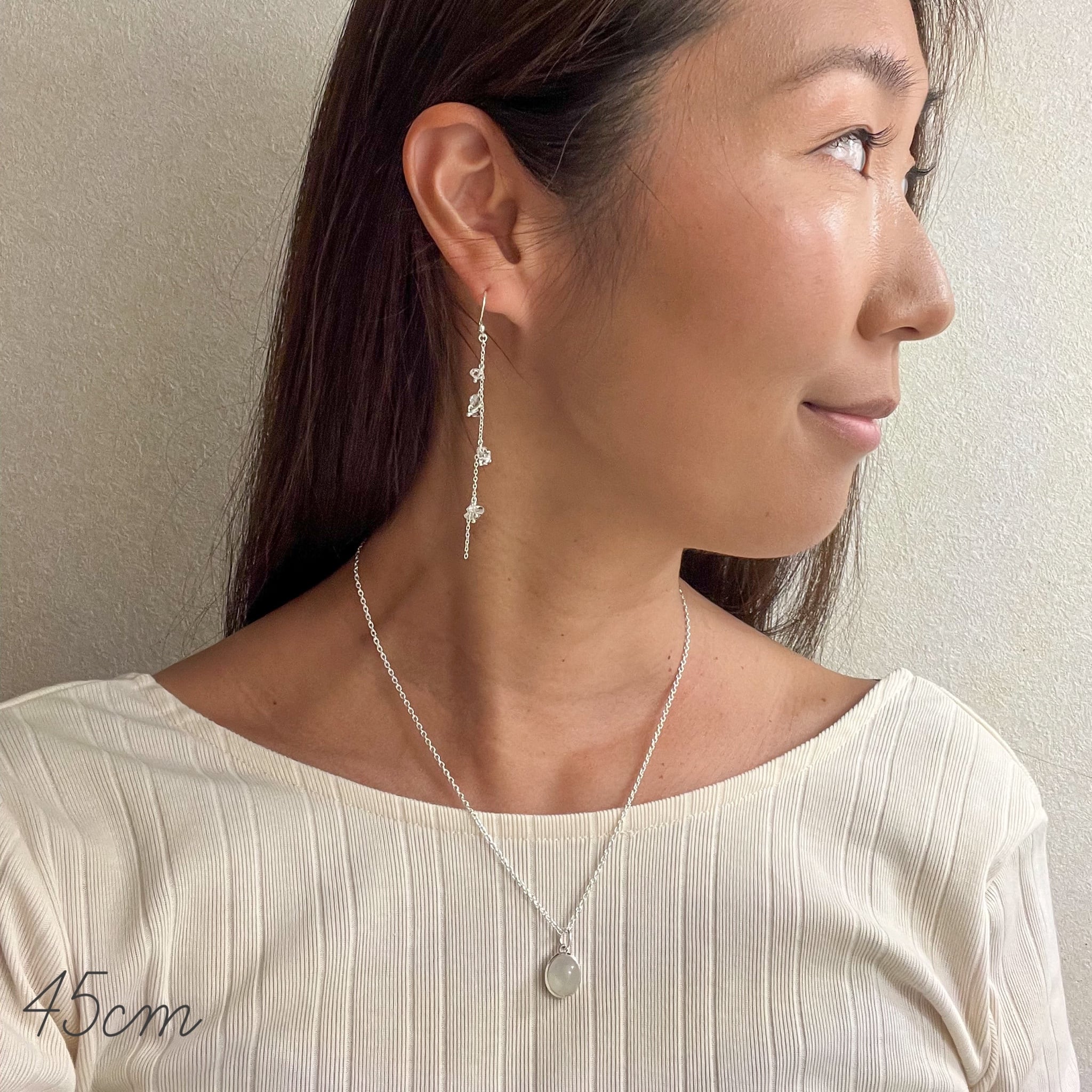 K18WG ムーンストーン オーバル型 ペンダント ネックレス K18WG ムーンストーン オーバル型 ペンダント ネックレス