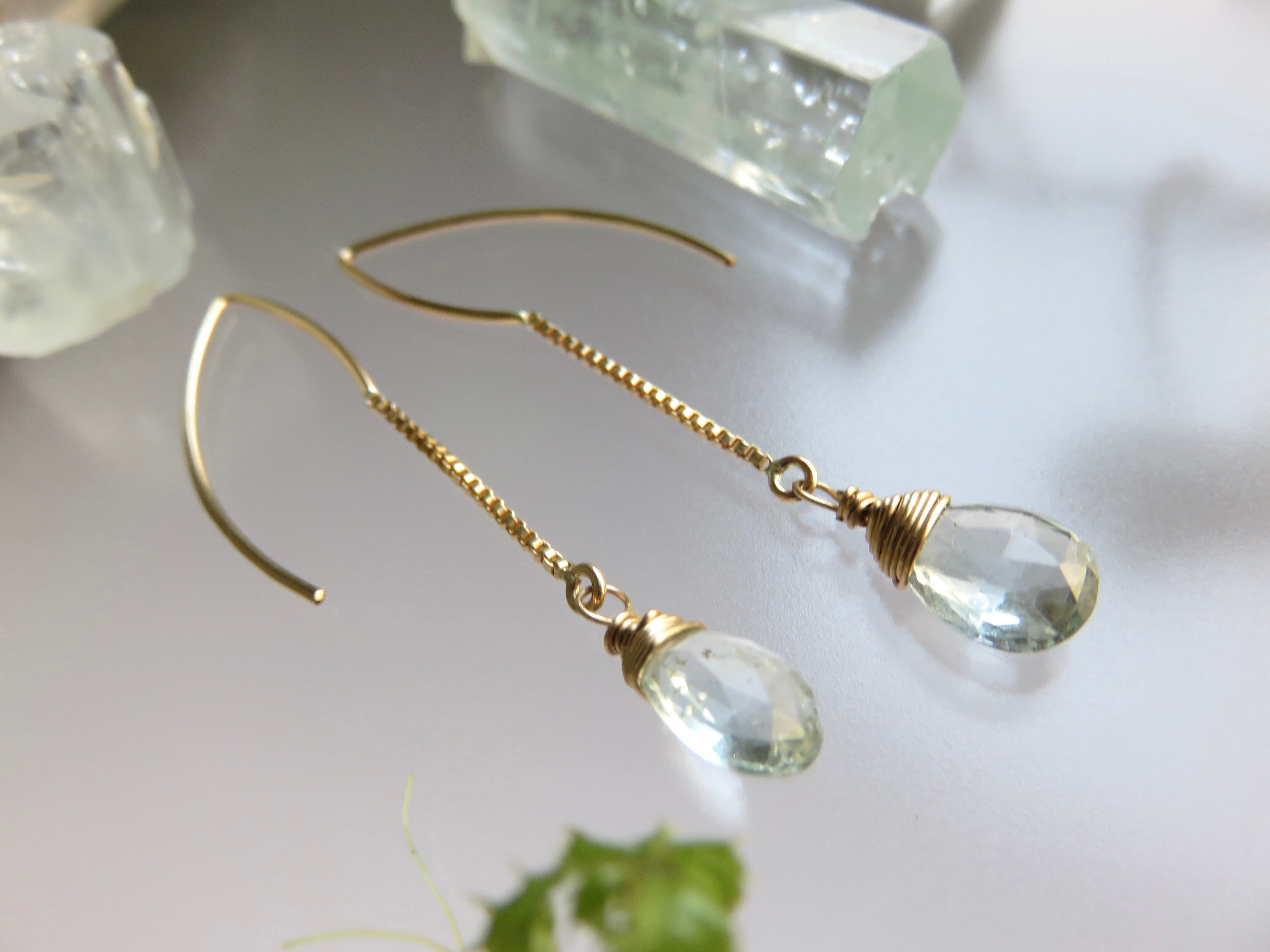 アクアマリンの揺れる雫ピアス | komichi コミチの石