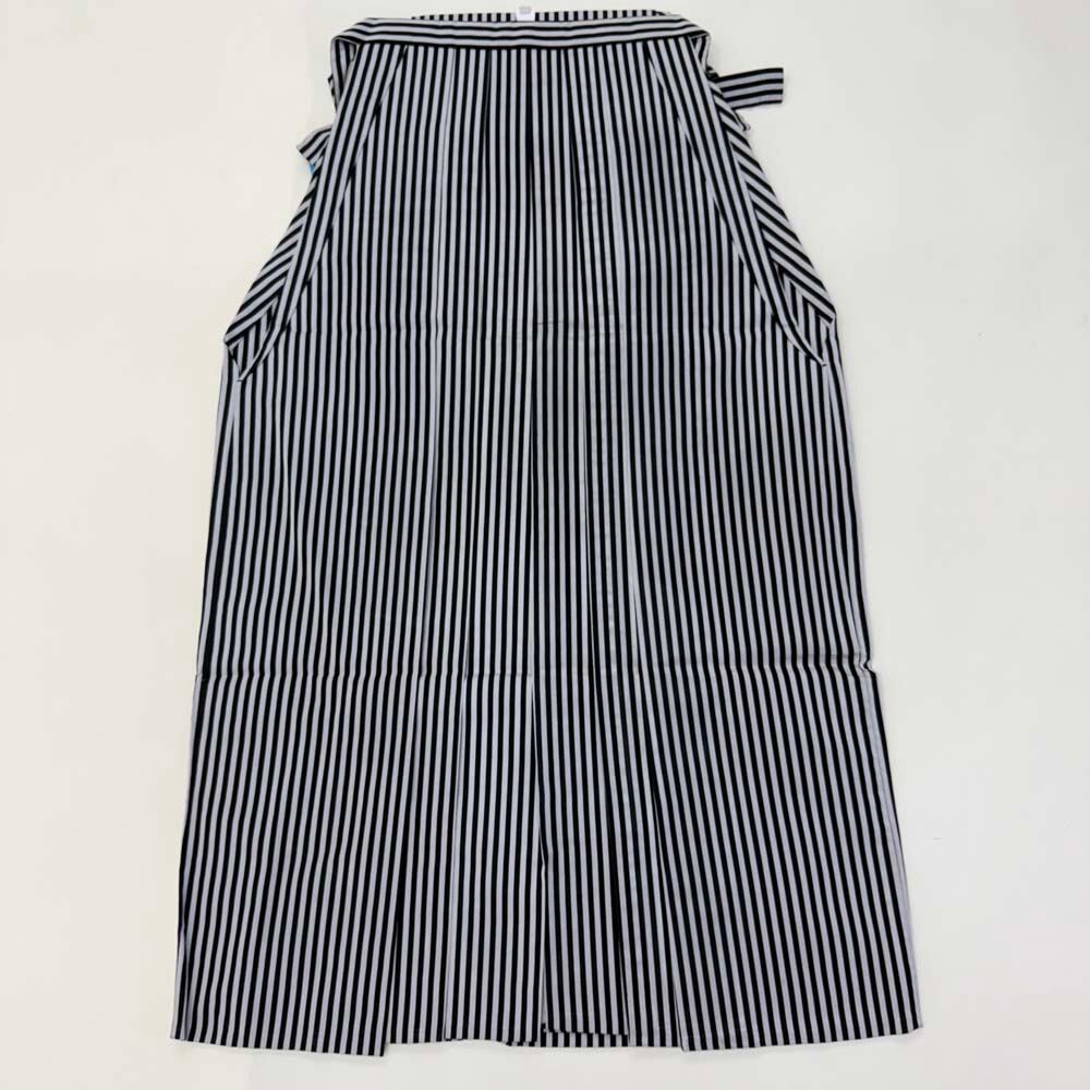 袴 行灯袴 男袴 紐下丈89cm 男性用袴 Lサイズ 紋付 成人式袴 縞 中古 4822