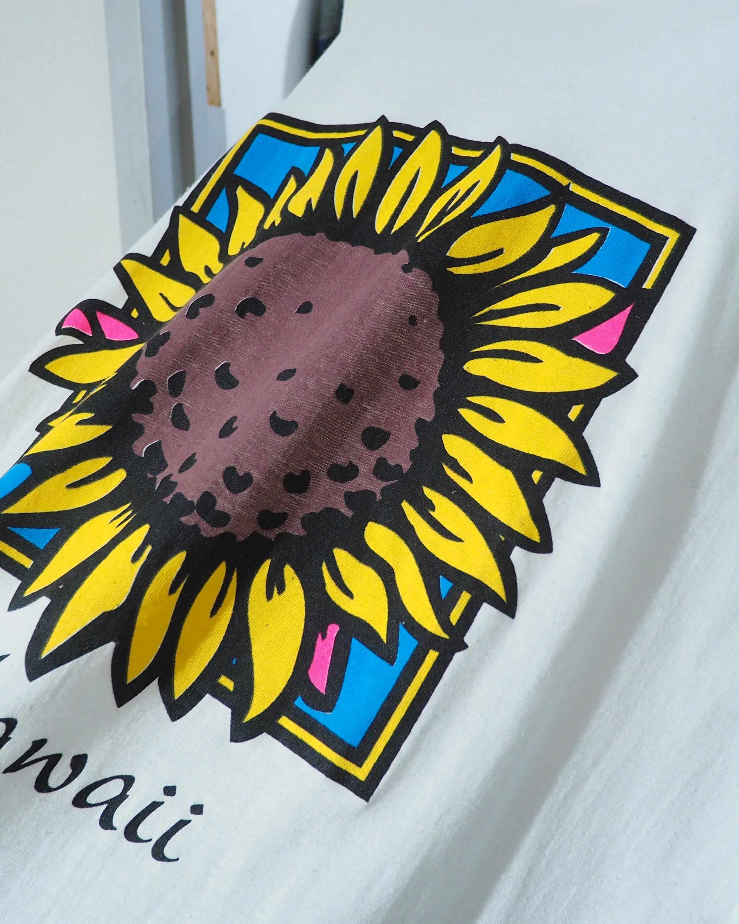 1990s ” 向日葵 ” Beautiful Sunflower printed vintage White SS Tee