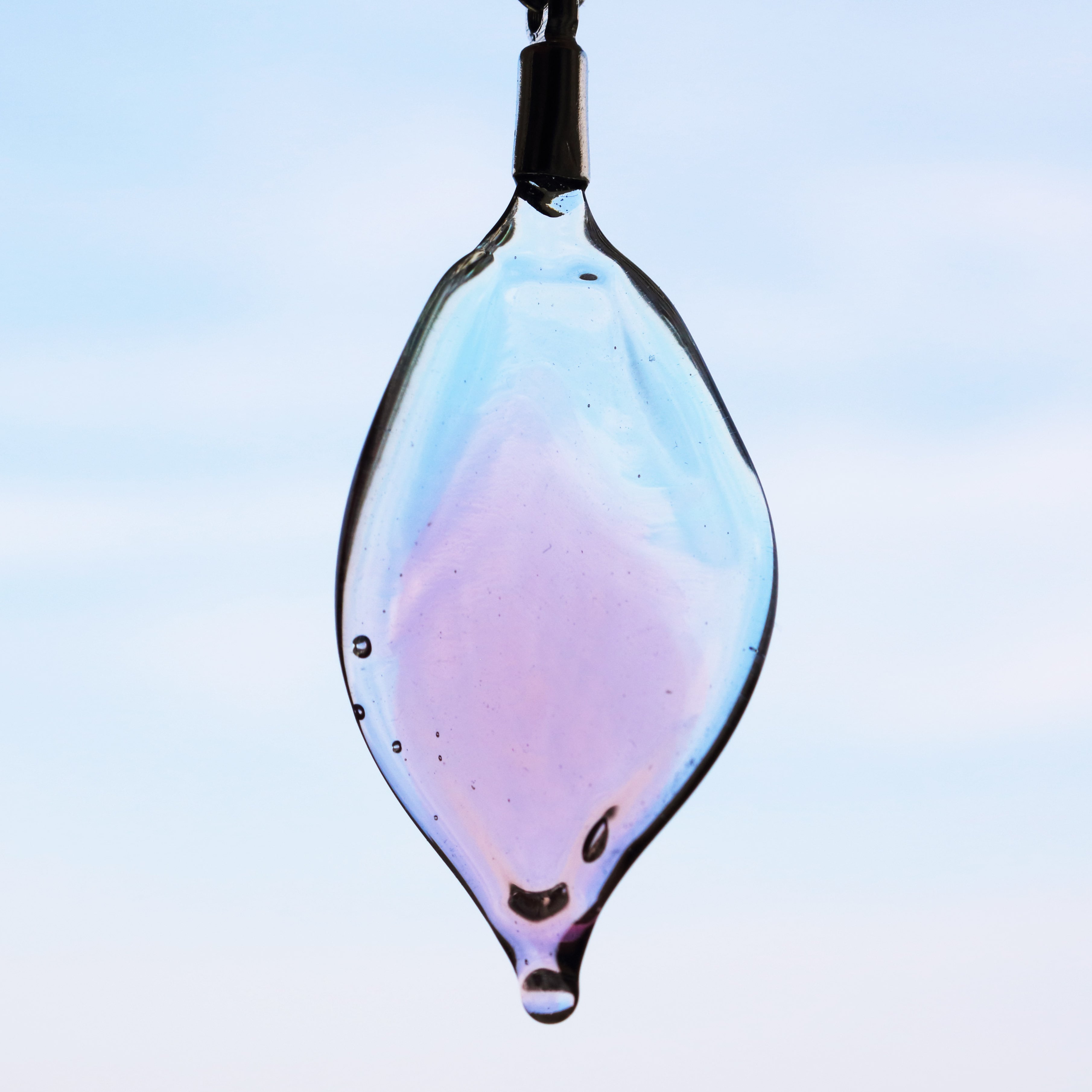玻璃の花びら 水蘇芳 Hamagon ハマゴン 手作りのガラスアクセサリー 器