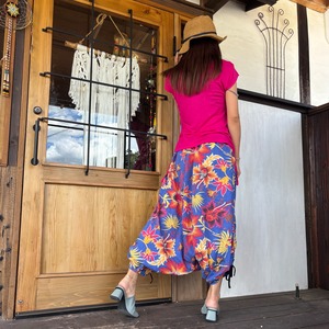 花柄サルエルパンツ