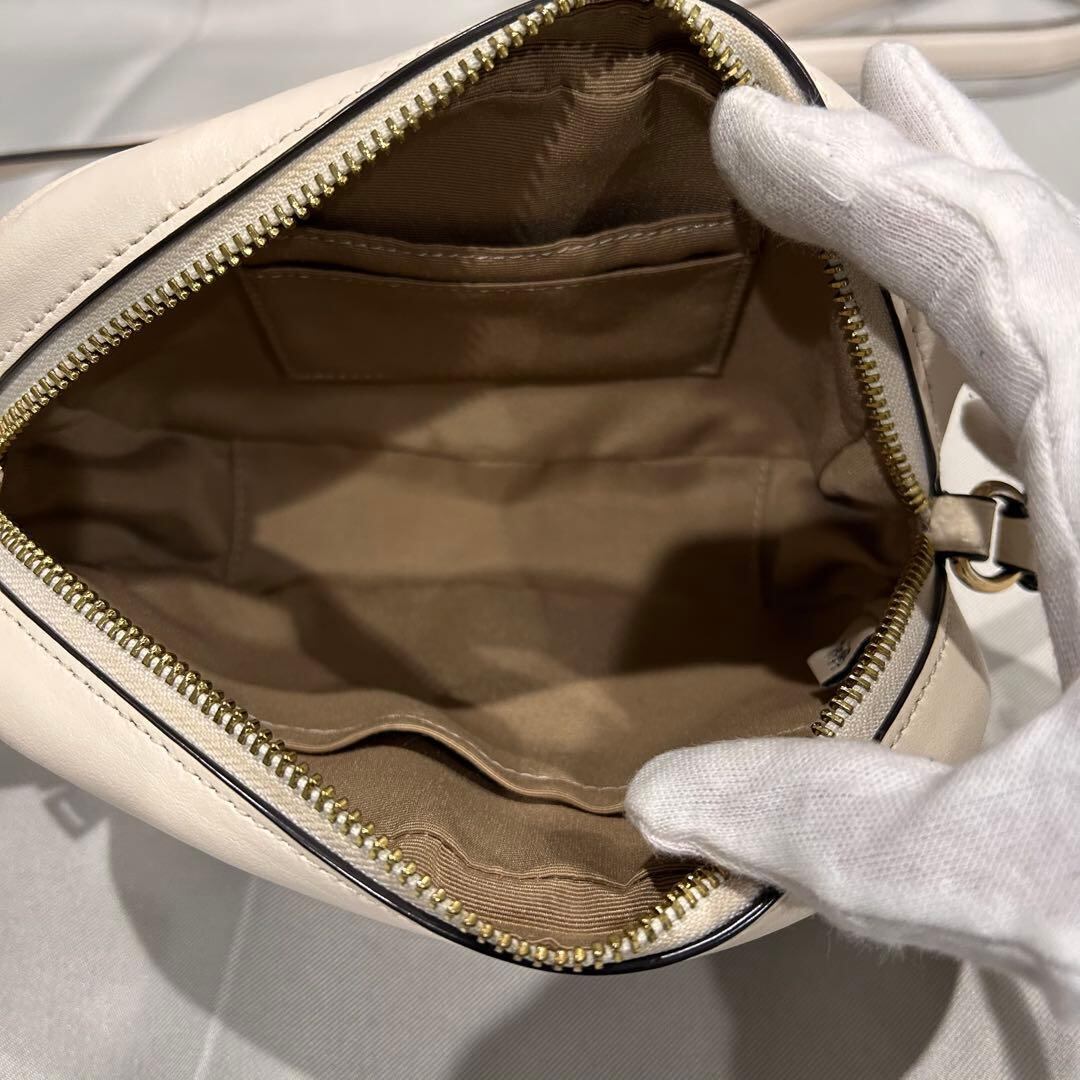 極美品【COACH】 シグネチャーショルダーバッグ 極美品 COACH コーチ シグネチャー柄 ミニショルダーバッグ レディース