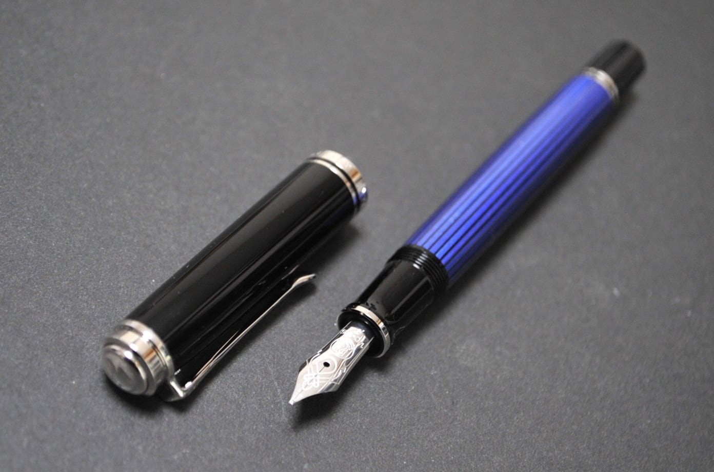 ペリカン スーベレーン M４０５ 青縞　Pelikan Souverän M405　（細字）　14C　　　　　01638 | 川口明弘の調整万年筆  powered by BASE