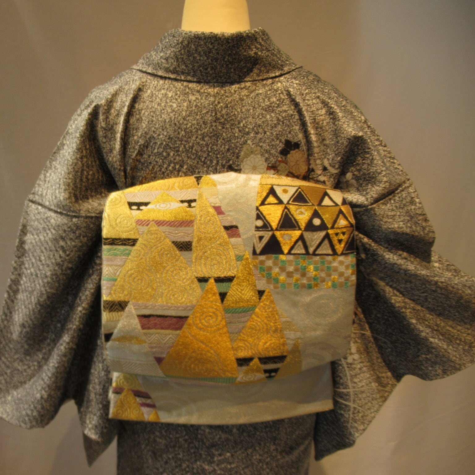 1922たたきモノトーン訪問着 袷単品の通販 by こなじろう.｜訪問着  