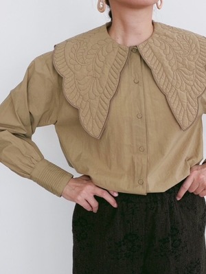 qiri / trapunto quilt collar ブラウス　/　beige