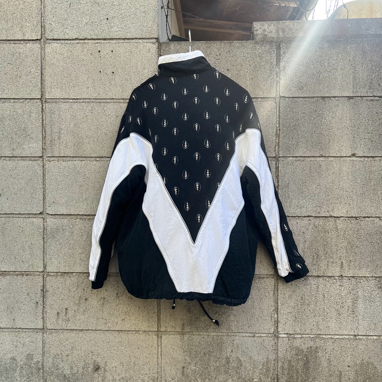 Monotone × Flower Design Blouson