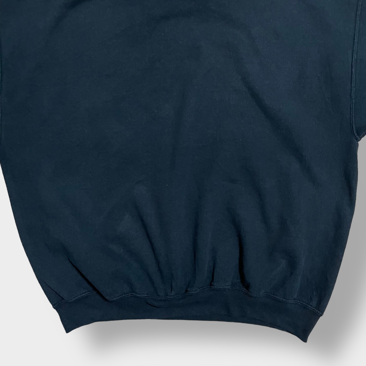 GILDAN 2XL ビッグシルエット ワンポイント SRT 刺繍ロゴ パーカー プルオーバー スウェット フーディー us古着