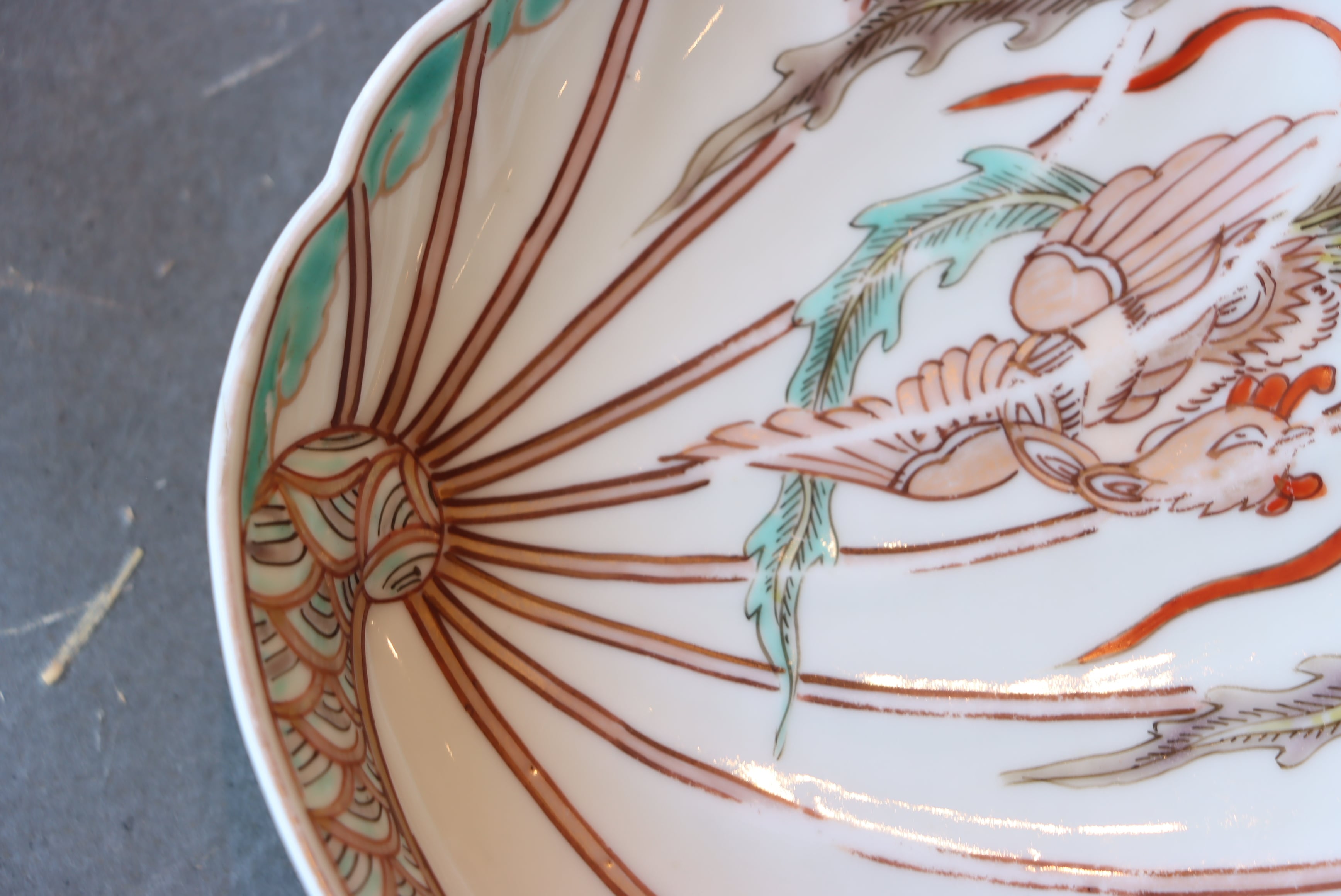 伊万里焼 色絵 鳳凰文 鮑形 変形皿/Imari abalone shaped plate | (有