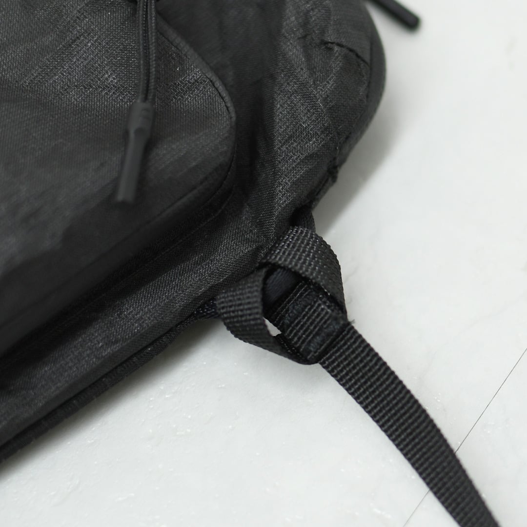 CMF OUTDOOR GARMENT [コムフィアウトドアガーメント] SMART POUCH