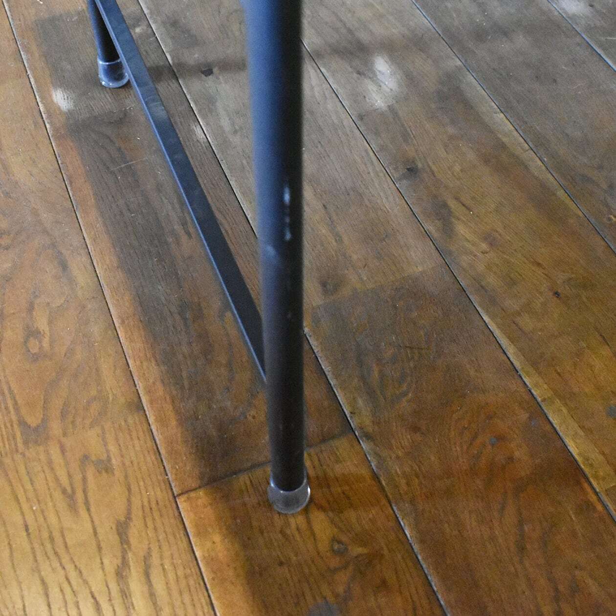 其の一 古材パッチワーク椅子 スツール 鉄脚 正六角形 4点セット 古道具 其の一 古材パッチワーク椅子 スツール 鉄脚 正六角形 4点セット