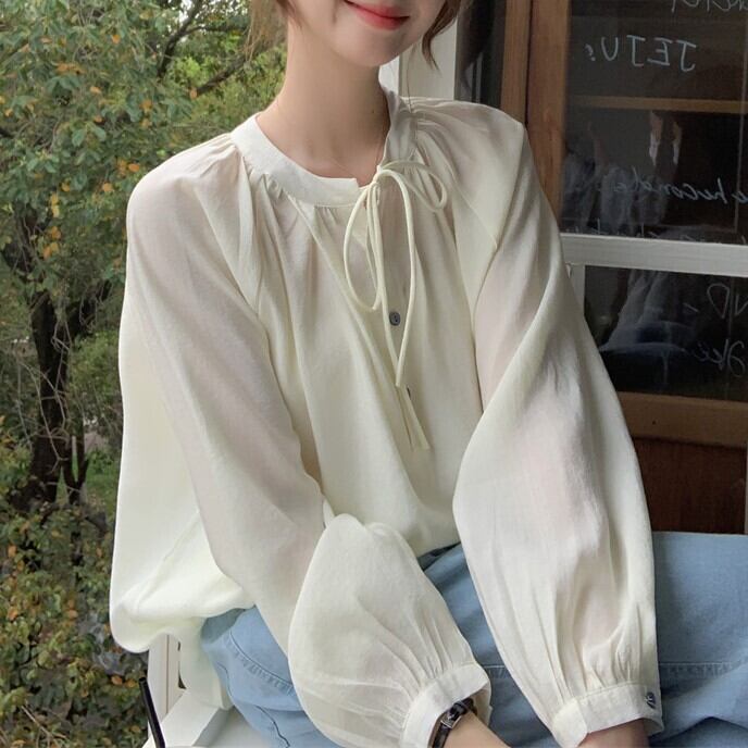 トップス レディース シャツ ブラウス 長袖 ランタンスリーブ レースアップ 透け感 かわいい 大人可愛い きれいめ シンプル カジュアル 大人 上品 おしゃれ レトロ 大人女子 ラフ ラブリー ガーリー キュート ルーズ 個性的 エレガント とろみ感 フリーサイズ ゆったり ホワイト ピンク 無地 春 夏 10代 20代 30代 ママ 通勤 学生 通学 デート お出かけ 女子会 着回し 普段使い 韓国系 ファッション コーデ スタイル 楽ちん モテ 体型カバー トレンド 流行 インスタ映え 送料無料