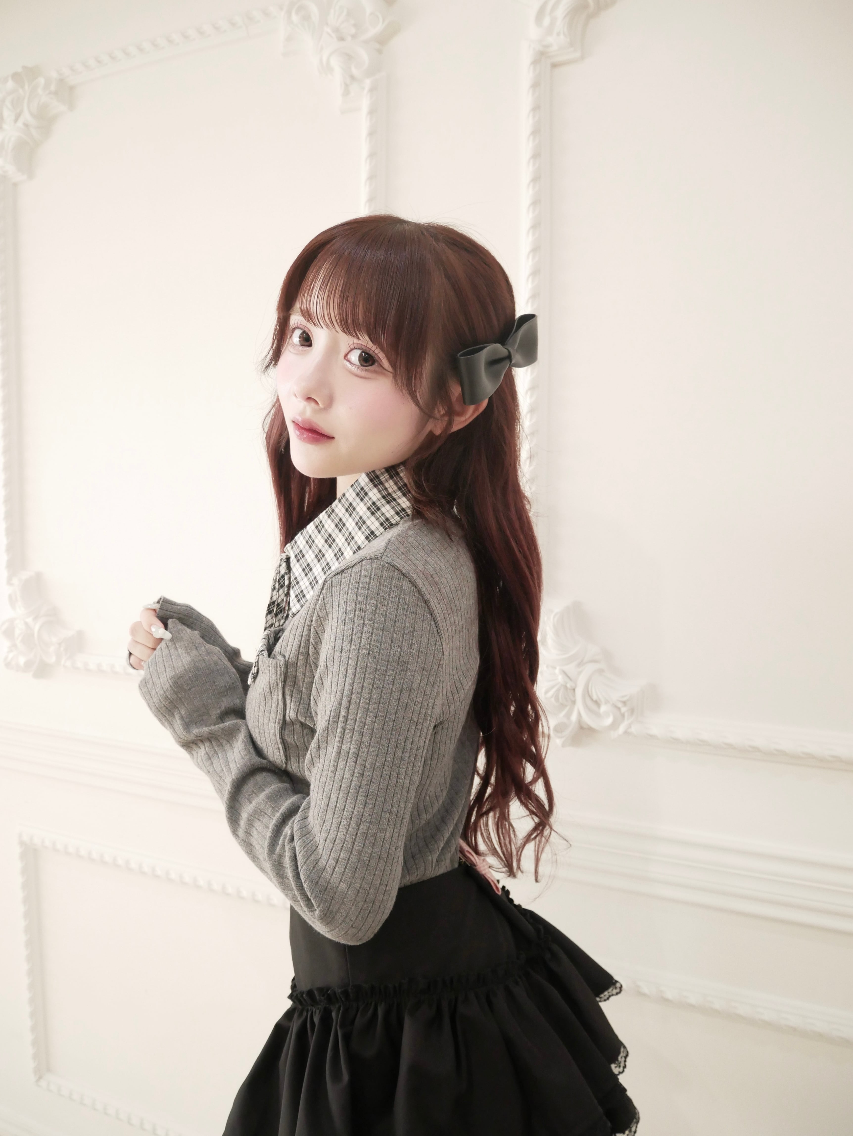 check collar knit