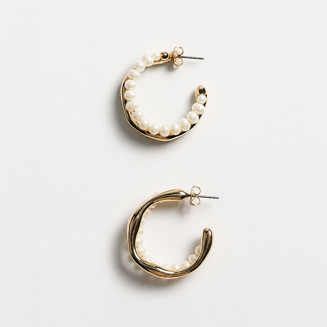 Double line pearl pierce A00039