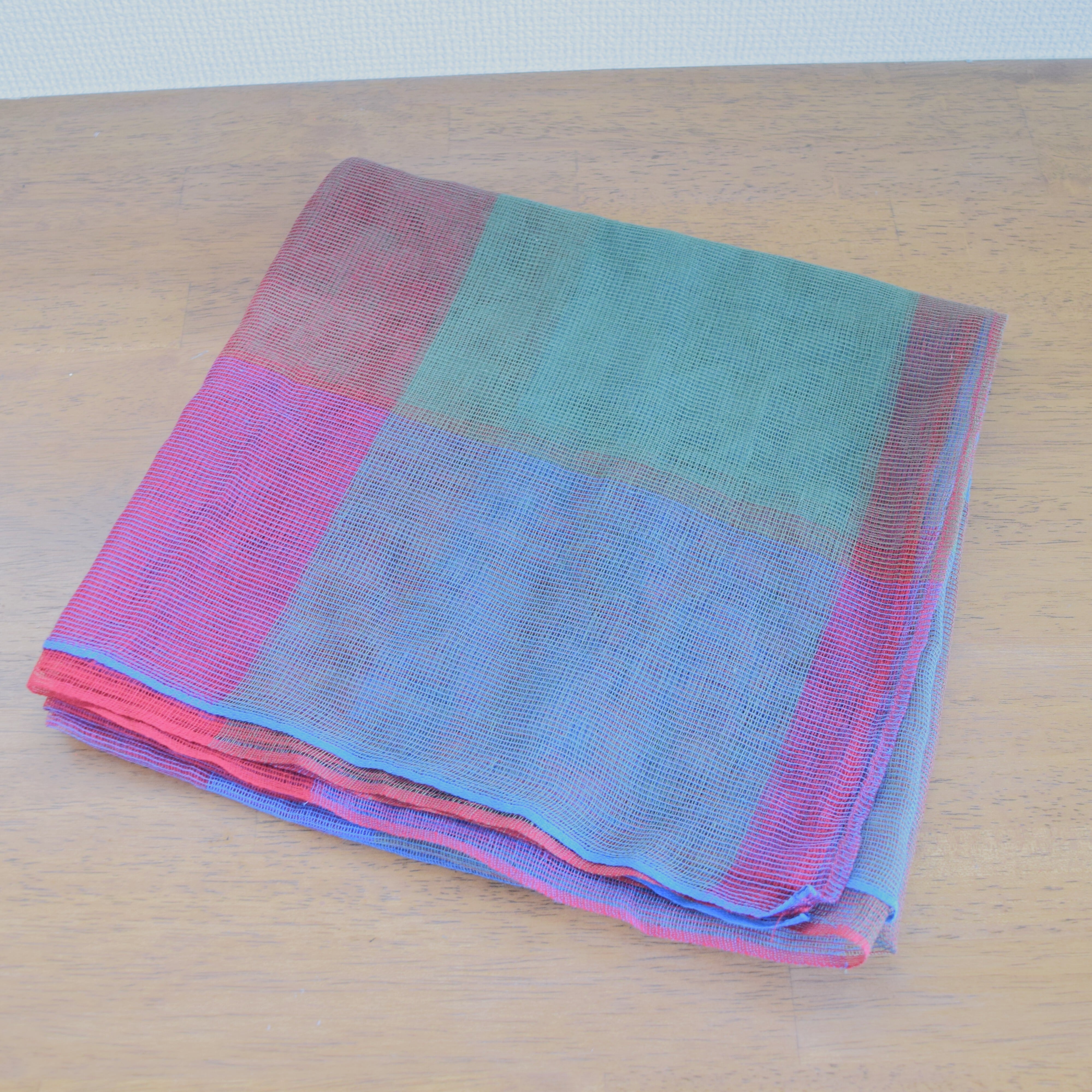 綿からみ織布 淡い色の重なり | Cotton Leno Weave Textile – Soft Layers of Color