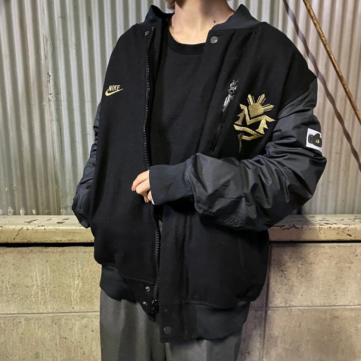 NIKE ナイキ ウール×ポリエステル バーシティジャケット スタジャン 