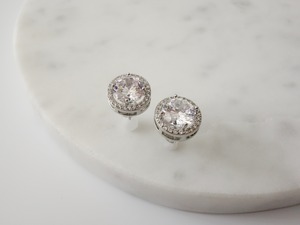 round stone pierce