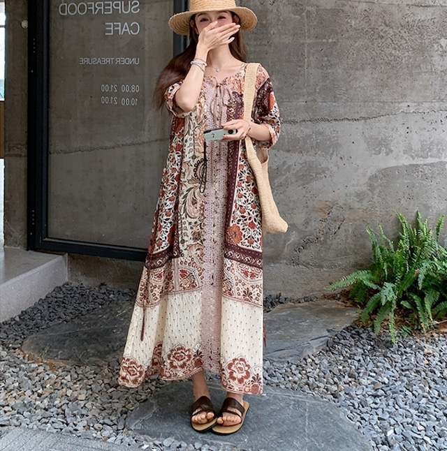 【送料無料】 ワンピース ワンピドレス ラウンドネック 胸元リボン 半袖  ロングスカート フレア Aライン 花柄 きれいめ カジュアル 大人可愛い シンプル おしゃれ シック フェエミニン ガーリー ゆったり 体型カバー 着痩せ 韓国系 オルチャン 人気 トレンド 新作 春 夏 秋 20代 30代 40代 お出かけ イベント 旅行 リゾート デート ママ 通勤 通学 デイリー 普段着 着回し インスタ映え 70316