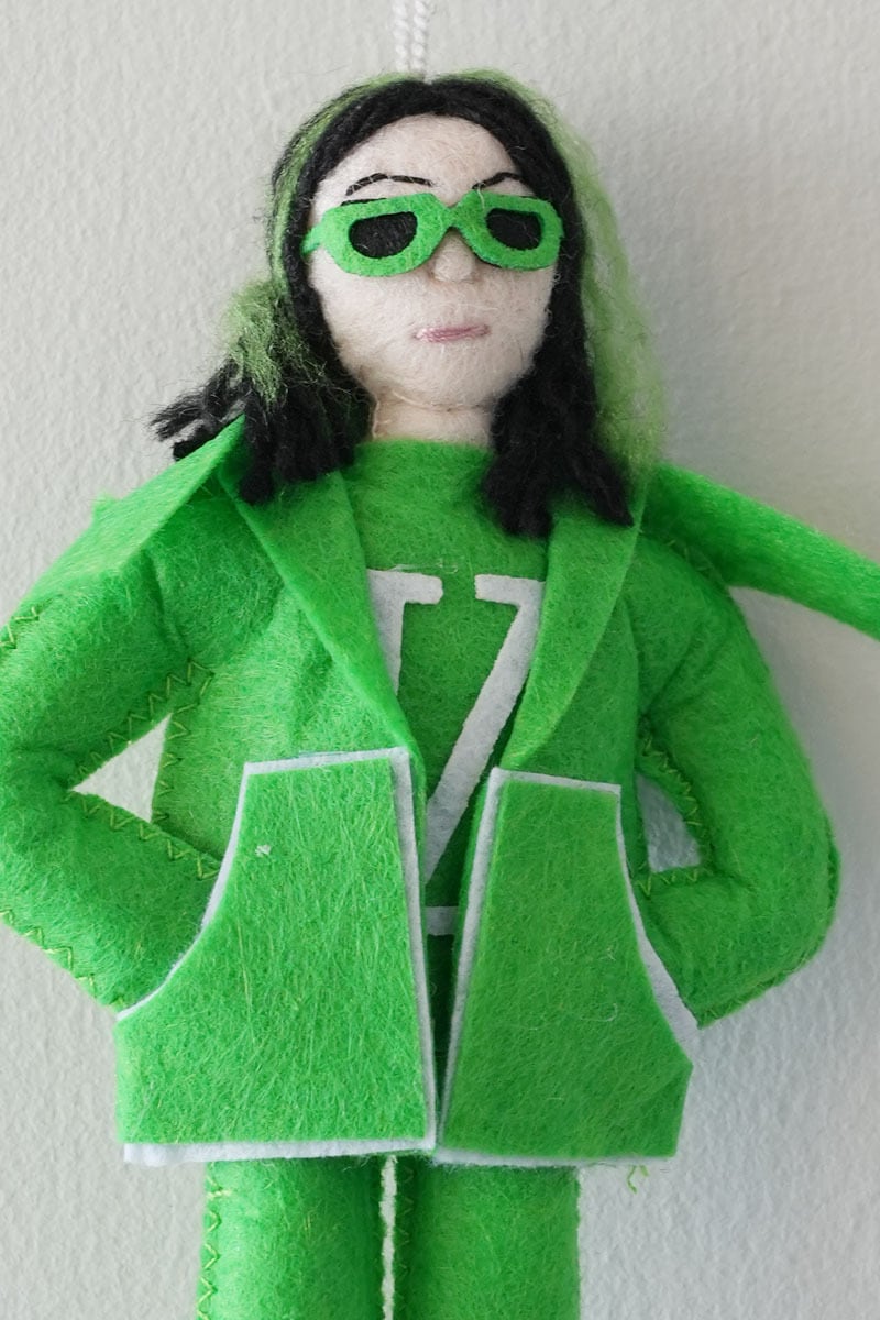 SILK ROAD BAZAAR "Billie Eilish"