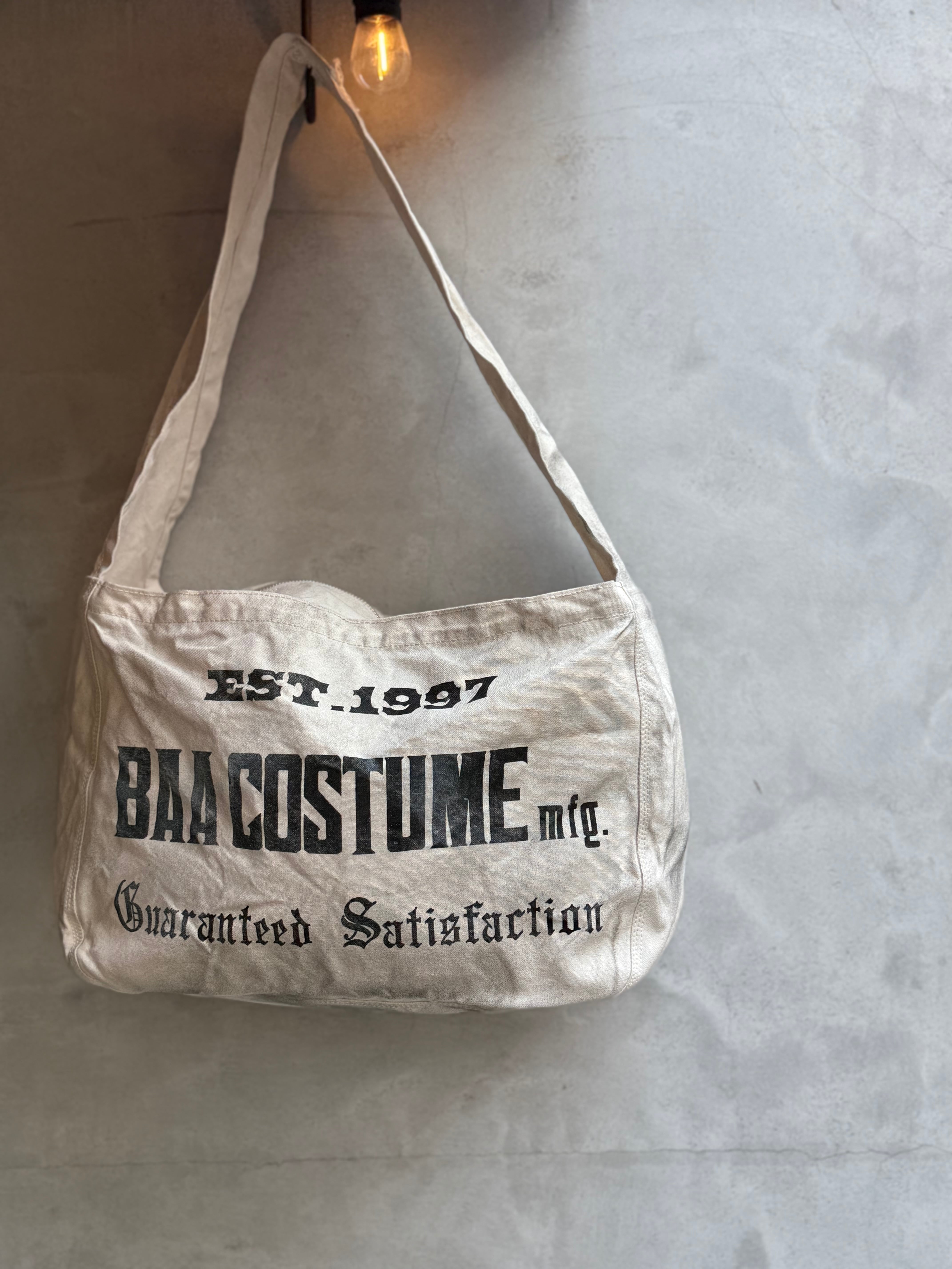 LABORDAY × BAA SIGNATURE NEWS PAPER BAG Natural/Black Color | BOW