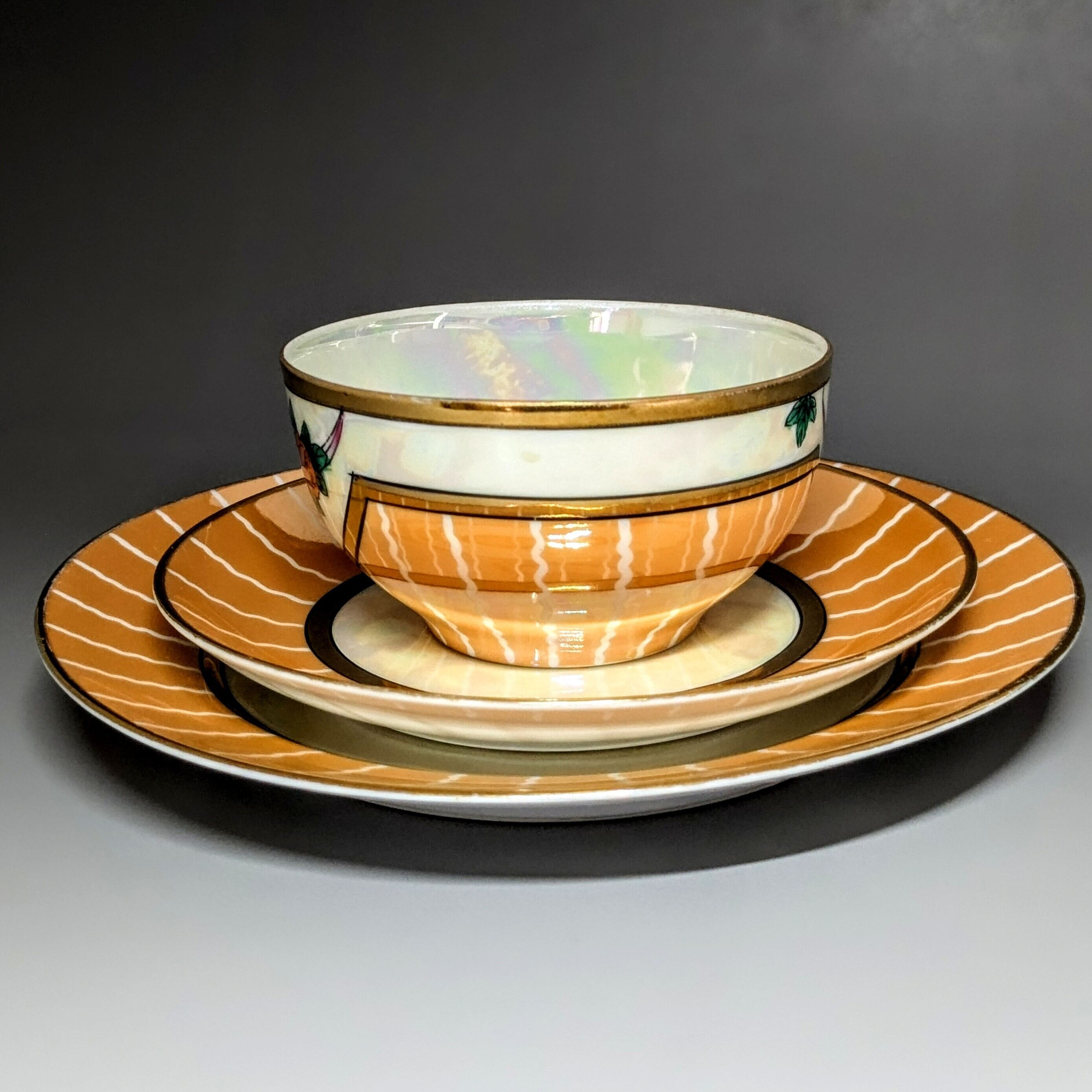オールドノリタケ アールデコ期大銘品！金彩虹ラスター花籠絵図キャビネット トリオ オールドノリタケ アールデコ期大銘品！金彩虹ラスター花籠絵図紋