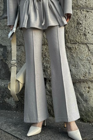 WILLFULLY  center seam rib flare PT センターシームリブフレアパンツ　Oatmeal