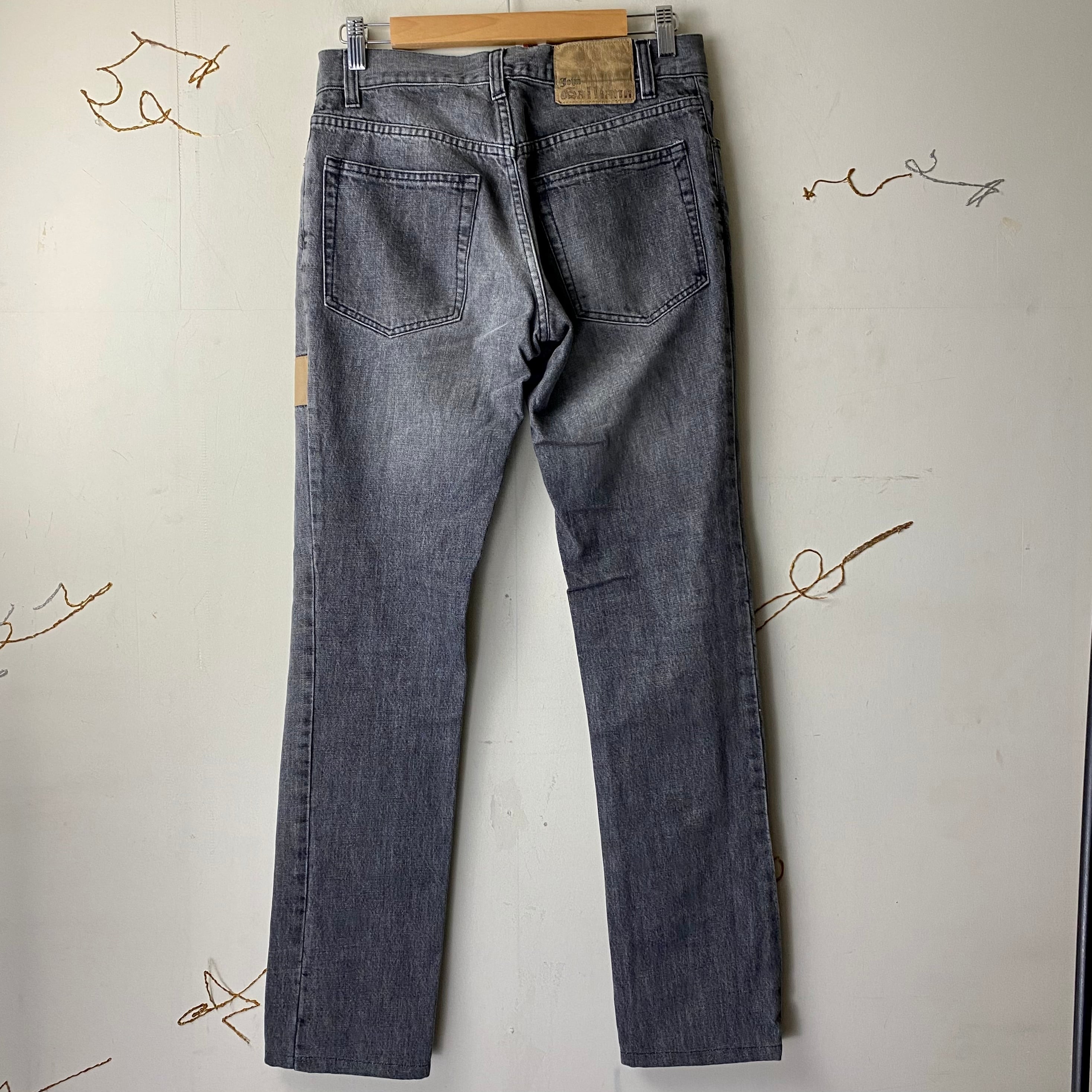 JOHN GALLIANO logo print leather switching faded black denim pants 