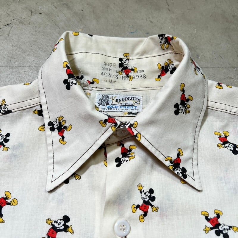70's KENNINGTON × DISNEY ミッキーマウス 総柄プリントシャツ コットンポリ アイボリー 生成り オフィシャル Lサイズ ケニントン 希少 ヴィンテージ BA-2184 RM2603H | agito vintage powered by BASE 70's KENNINGTON × DISNEY ミッキーマウス 総柄プリントシャツ コットンポリ アイボリー 生成り オフィシャル Lサイズ ケニントン 希少 ヴィンテージ BA-2184 RM2603H | agito vintage powered by BASE